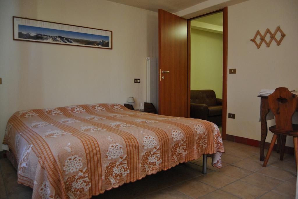 B&B Il Pettirosso Malonno Pokój zdjęcie